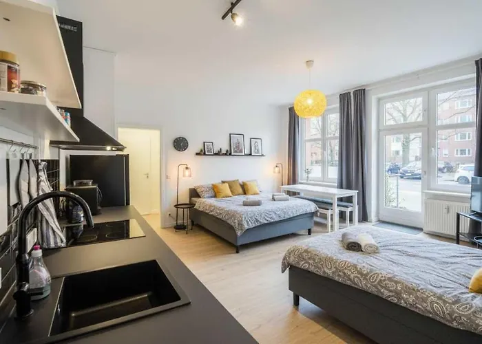 Apartament Spacious Two Br Close To Stadtpark And Street Parking *